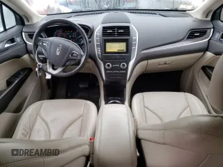 2019 Lincoln MKC Reserve with VIN 5LMCJ3D99KUL12875, listed as a Copart auction lot 49184785 with Not Provided miles and Salvage Title. Bid and sale history available at DreamBid. Image 8.