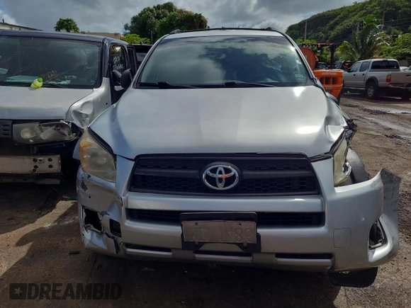 2011 Toyota RAV4 with VIN JTMZF4DVXBD031285, listed as a Copart auction lot 42213425 with Not Provided miles and Salvage Title. Bid and sale history available at DreamBid. Image 5.