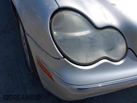 2004 Mercedes-Benz C 320 with VIN WDBRF64J14F518566, listed as a IAAI auction lot 42589700 with 192,553 mi miles and . Bid and sale history available at DreamBid. Image 6.