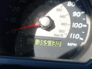 2004 Toyota 4Runner SR5 with VIN JTEZU14R940018332, listed as a IAAI auction lot 41630534 with 365,130 mi miles. Bid and sale history available at carsss.com. Image 15.