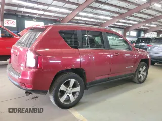 2017 Jeep Compass High Altitude with VIN 1C4NJDEB9HD111042, listed as a Copart auction lot 58888235 with 195,380 mi miles and Clean title. Bid and sale history available at DreamBid. Image 3.