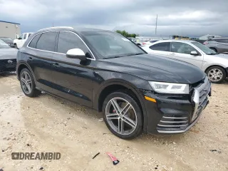2018 Audi SQ5 Premium Plus z VIN WA1A4AFY8J2123606, wystawiony jako Copart lot #55566815 z przebiegiem 105 113 mil mil oraz Szkoda całkowita • Salvage title. Historia ofert i sprzedaży dostępna na DreamBid. Obrazek 4.