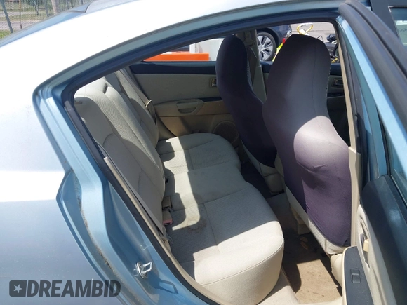 2007 Mazda 3 i Sport with VIN JM1BK32F271707045, listed as a IAAI auction lot 42166852 with 101,693 mi miles. Bid and sale history available at carsss.com. Image 8.