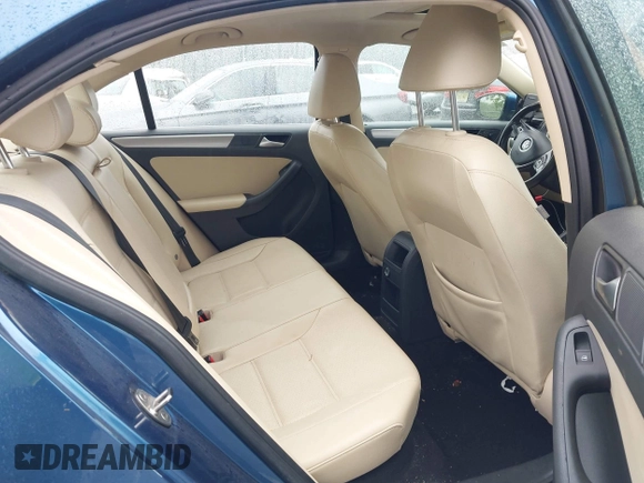 2017 Volkswagen Jetta SE with VIN 3VWDB7AJ0HM293674, listed as a IAAI auction lot 42457531 with 74,109 mi miles and . Bid and sale history available at DreamBid. Image 8.