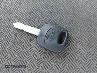 2001 Ford Focus ZX3 с VIN 3FAFP31371R229444, выставлен на аукционе IAAI как лот 41767955 с пробегом 190 513 миль миль и . История ставок и продаж доступна на DreamBid. Изображение 11.