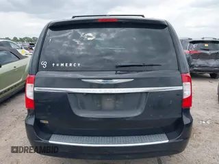 2016 Chrysler Town & Country Touring with VIN 2C4RC1BG7GR287707, listed as a IAAI auction lot 42136625 with 86,684 mi miles and . Bid and sale history available at DreamBid. Image 16.