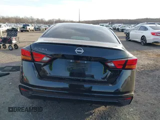 2024 Nissan Altima S with VIN 1N4BL4BV6RN414793, listed as a IAAI auction lot 41699698 with 14,639 mi miles and . Bid and sale history available at carsss.com. Image 16.
