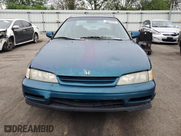 1995 Honda Accord with VIN JHMCD5531SC007105, listed as a Copart auction lot 58059205 with 162,504 mi miles and Salvage title. Bid and sale history available at DreamBid. Image 5.