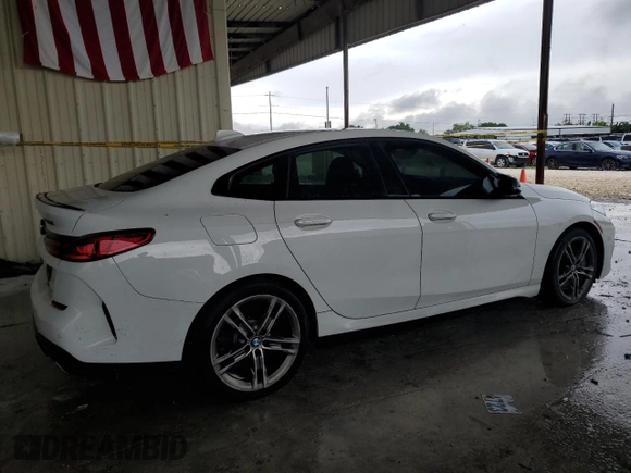 2020 BMW 2 Series M235i xDrive with VIN WBA13AL07L7F63068, listed as a Copart auction lot 73824364 with 62,138 mi miles and Salvage Title. Bid and sale history available at carsss.com. Image 3.