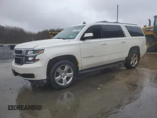 2015 Chevrolet Suburban LT with VIN 1GNSKJKCXFR248641, listed as a Copart auction lot 52033805 with 212,189 mi miles and Clean Title. Bid and sale history available at carsss.com. Image 1.