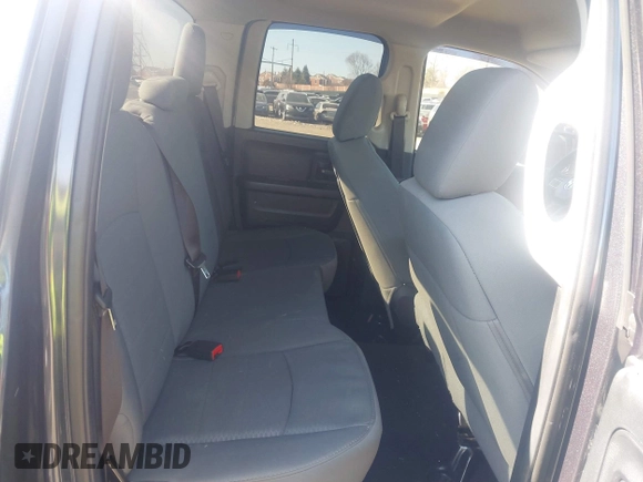 2014 Ram 1500 Express z VIN 1C6RR7FT8ES177941, wystawiony jako IAAI lot #41752264 z przebiegiem 144 400 mil mil oraz . Historia ofert i sprzedaży dostępna na DreamBid. Obrazek 8.