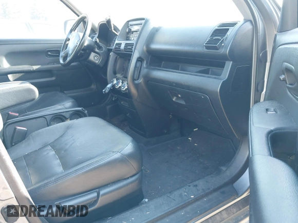 2005 Honda CR-V EX SE with VIN JHLRD78985C048197, listed as a IAAI auction lot 42173537 with 229,479 mi miles. Bid and sale history available at carsss.com. Image 5.