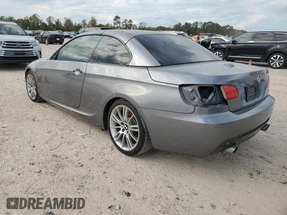 2012 BMW 3 Series 335i z VIN WBADX7C58CE744687, wystawiony jako Copart lot #83197624 z przebiegiem 157 416 mil mil oraz Szkoda całkowita • Salvage title. Historia ofert i sprzedaży dostępna na DreamBid. Obrazek 2.