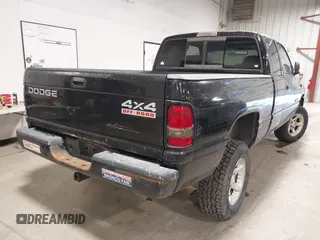 2001 Dodge 1500 with VIN 3B7HF13Y91G757761, listed as a IAAI auction lot 41403151 with 115,882 mi miles and . Bid and sale history available at DreamBid. Image 4.