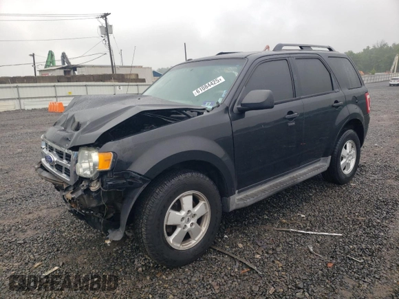 2012 Ford Escape XLT z VIN 1FMCU9DG4CKA23816, wystawiony jako Copart lot #61084425 z przebiegiem Nie podano mil oraz Szkoda całkowita • Salvage title. Historia ofert i sprzedaży dostępna na DreamBid. Obrazek 1.