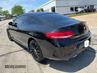 2018 Mercedes-Benz C 300 z VIN WDDWJ4KB3JF659952, wystawiony jako Copart lot #62150725 z przebiegiem 75 589 mil mil oraz Czysty tytuł • Clean title. Historia ofert i sprzedaży dostępna na DreamBid. Obrazek 3.