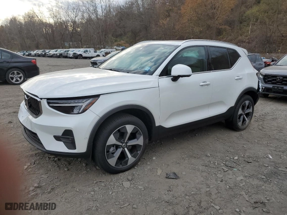2024 Volvo XC40 Plus Bright Theme with VIN YV4L12UE0R2308912, listed as a Copart auction lot 79107754 with 1,688 mi miles and Salvage Title. Bid and sale history available at carsss.com. Image 1.