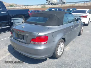 2011 BMW 1 Series 128i с VIN WBAUN1C57BVH82433, выставлен на аукционе IAAI как лот 42344483 с пробегом 153 674 миль миль и . История ставок и продаж доступна на DreamBid. Изображение 4.