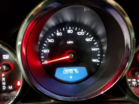 2010 Cadillac CTS with VIN 1G6DM5EV1A0143597, listed as a Copart auction lot 75373103 with 123,731 mi miles and Salvage Title. Bid and sale history available at DreamBid. Image 9.