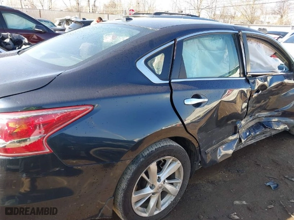 2013 Nissan Altima 2.5 SL with VIN 1N4AL3AP7DC292118, listed as a IAAI auction lot 41886459 with 198,385 mi miles. Bid and sale history available at carsss.com. Image 6.