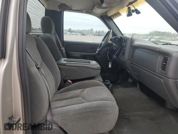 2004 Chevrolet Silverado 1500 LS with VIN 1GCEC14T04Z184560, listed as a Copart auction lot 87549745 with 113,569 mi miles and Salvage Title. Bid and sale history available at carsss.com. Image 10.