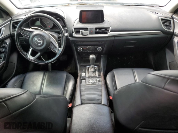 2018 Mazda 3 Touring z VIN 3MZBN1L30JM164074, wystawiony jako Copart lot #56741745 z przebiegiem 86 812 mil mil oraz Szkoda całkowita • Salvage title. Historia ofert i sprzedaży dostępna na DreamBid. Obrazek 8.