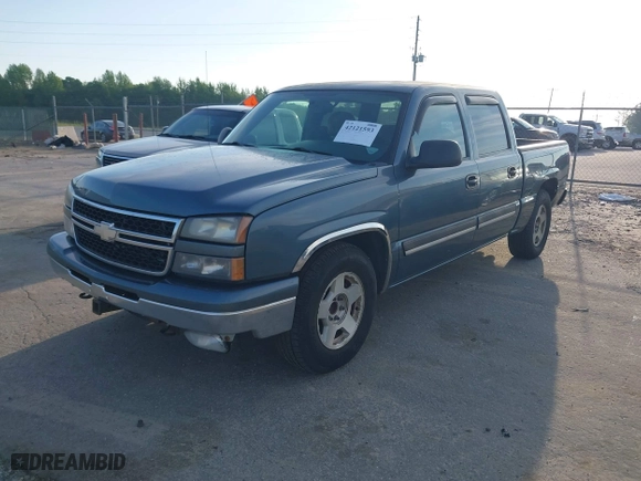 2006 Chevrolet Silverado 1500 LT2 with VIN 2GCEC13Z761347531, listed as a IAAI auction lot 42121593 with 344,438 mi miles. Bid and sale history available at carsss.com. Image 23.