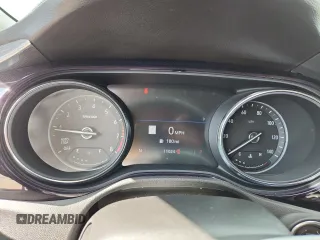 2020 Buick Encore GX Select z VIN KL4MMDSL4LB105910, wystawiony jako Copart lot #60883335 z przebiegiem 11 024 mil mil oraz Szkoda całkowita • Salvage title. Historia ofert i sprzedaży dostępna na DreamBid. Obrazek 9.