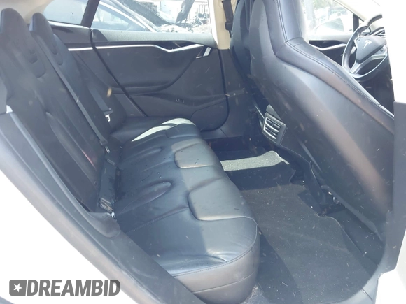2014 Tesla Model S 60 с VIN 5YJSA1S13EFP49787, выставлен на аукционе IAAI как лот 42107913 с пробегом Не указан миль и . История ставок и продаж доступна на DreamBid. Изображение 8.