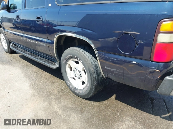 2004 Chevrolet Suburban LS with VIN 3GNEC16Z94G217595, listed as a IAAI auction lot 42566525 with 289,632 mi miles and . Bid and sale history available at DreamBid. Image 6.
