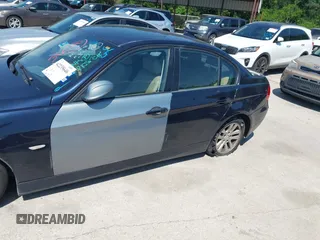 2006 BMW 3 Series 325i with VIN WBAVB175X6NK31214, listed as a IAAI auction lot 42235646 with Not provided miles and . Bid and sale history available at DreamBid. Image 6.