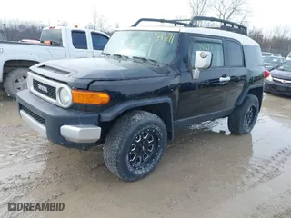 2008 Toyota FJ Cruiser with VIN JTEBU11F18K001112, listed as a IAAI auction lot 41834271 with 153,272 mi miles. Bid and sale history available at carsss.com. Image 2.