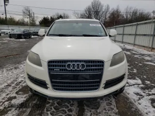 2009 Audi Q7 with VIN WA1AY74L89D030650, listed as a Copart auction lot 44715015 with 175,533 mi miles and Salvage Title. Bid and sale history available at carsss.com. Image 5.