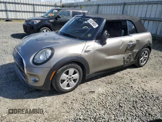 2016 MINI Convertible z VIN WMWWG5C53G3C18887, wystawiony jako Copart lot #51874965 z przebiegiem 78 102 mil mil oraz Szkody całkowita. Historia ofert i sprzedaży dostępna na DreamBid. Obrazek 1.