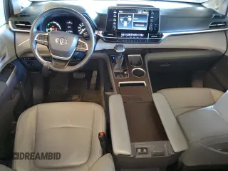 2022 Toyota Sienna XLE with VIN 5TDJRKEC2NS099174, listed as a Copart auction lot 46711375 with 60,870 mi miles and Salvage Title. Bid and sale history available at carsss.com. Image 8.