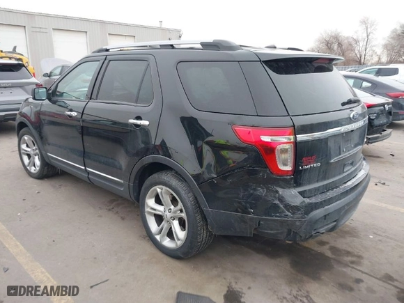 2015 Ford Explorer Limited with VIN 1FM5K8F80FGA10860, listed as a IAAI auction lot 41576384 with 173,533 mi miles. Bid and sale history available at carsss.com. Image 3.