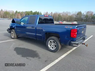 2016 Chevrolet Silverado 1500 LT with VIN 1GCVKREC4GZ312223, listed as a IAAI auction lot 42047809 with 35,088 mi miles. Bid and sale history available at carsss.com. Image 3.