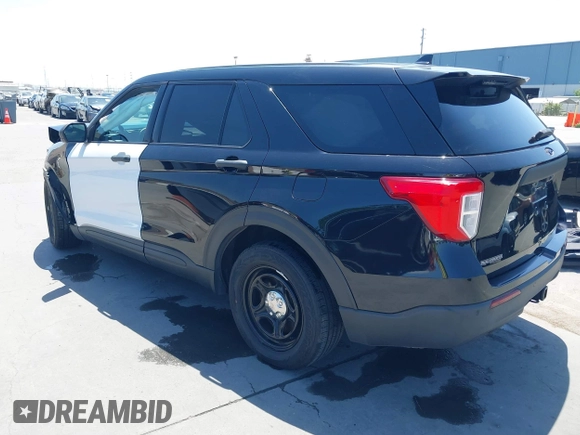 2020 Ford Police Interceptor Utility z VIN 1FM5K8AB6LGA19058, wystawiony jako IAAI lot #42223865 z przebiegiem 67 047 mil mil oraz . Historia ofert i sprzedaży dostępna na DreamBid. Obrazek 3.
