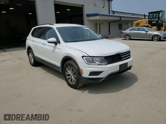 2018 Volkswagen Tiguan SEL z VIN 3VV2B7AX9JM182885, wystawiony jako Copart lot #60194295 z przebiegiem 101 861 mil mil oraz Czysty tytuł • Clean title. Historia ofert i sprzedaży dostępna na DreamBid. Obrazek 14.