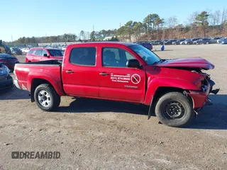 2014 Toyota Tacoma with VIN 3TMLU4EN5EM152759, listed as a IAAI auction lot 41726552 with 194,817 mi miles. Bid and sale history available at carsss.com. Image 13.
