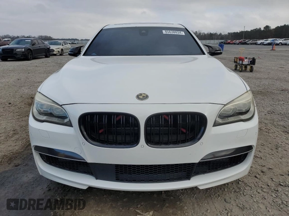 2015 BMW 7 Series 750Li with VIN WBAYE8C56FD780949, listed as a Copart auction lot 85638034 with 95,259 mi miles and Clean Title. Bid and sale history available at carsss.com. Image 5.