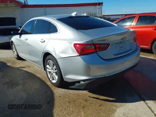 2018 Chevrolet Malibu LT z VIN 1G1ZD5ST4JF244922, wystawiony jako IAAI lot #42218808 z przebiegiem 119 042 mil mil oraz . Historia ofert i sprzedaży dostępna na DreamBid. Obrazek 3.