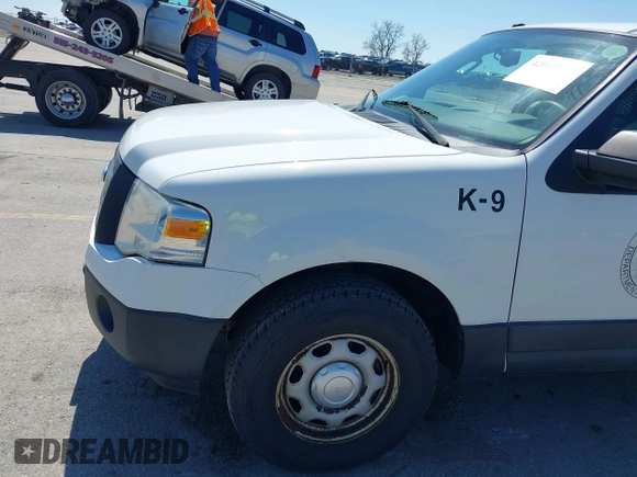 2014 Ford Expedition XL with VIN 1FMJU1G55EEF63356, listed as a IAAI auction lot 42080807 with 136,953 mi miles and . Bid and sale history available at DreamBid. Image 6.
