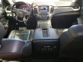 2018 Chevrolet Suburban Premier with VIN 1GNSCJKC7JR288178, listed as a Copart auction lot 85090294 with 141,614 mi miles and Clean Title. Bid and sale history available at carsss.com. Image 8.