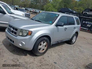 2011 Ford Escape XLT with VIN 1FMCU9D72BKB26103, listed as a IAAI auction lot 41927641 with 205,543 mi miles. Bid and sale history available at carsss.com. Image 2.