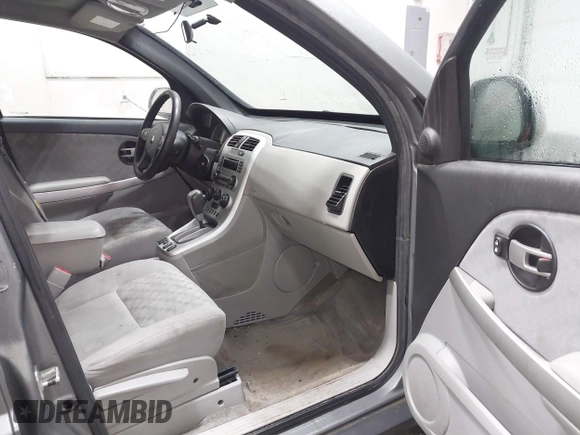 2006 Chevrolet Equinox LT with VIN 2CNDL73F766141838, listed as a IAAI auction lot 41280401 with 170,067 mi miles. Bid and sale history available at carsss.com. Image 5.