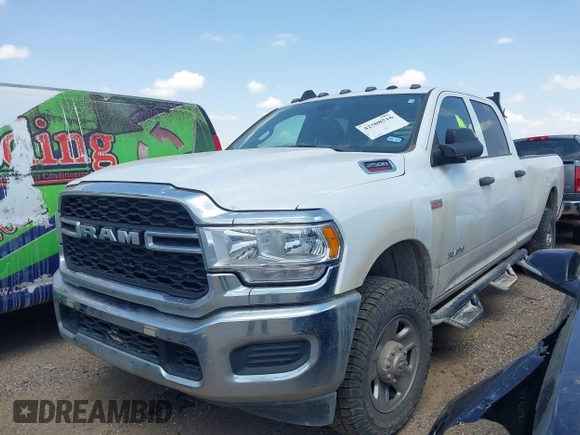 2022 Ram 2500 Tradesman with VIN 3C6UR5HJXNG117791, listed as a IAAI auction lot 42508516 with 61,463 mi miles and . Bid and sale history available at DreamBid. Image 17.