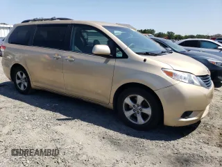 2011 Toyota Sienna LE AAS with VIN 5TDKK3DCXBS133891, listed as a Copart auction lot 55471475 with 132,676 mi miles and Clean Title. Bid and sale history available at carsss.com. Image 4.