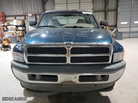 1998 Dodge Ram 1500 with VIN 3B7HF13Z4WG205536, listed as a Copart auction lot 44450975 with 231,729 mi miles and Clean Title. Bid and sale history available at carsss.com. Image 5.