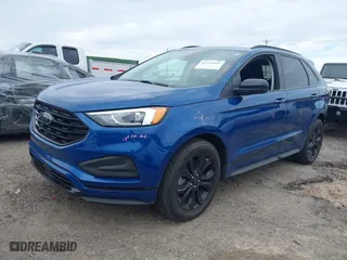 2022 Ford Edge SE with VIN 2FMPK4G91NBA27407, listed as a IAAI auction lot 41734342 with 30,559 mi miles. Bid and sale history available at carsss.com. Image 2.